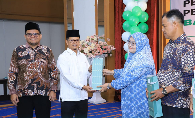 Total  Rp2 Miliar, Baznas Rohul Salurkan Bantuan  Kepada Ratusan  Pelaku Usaha Produktif