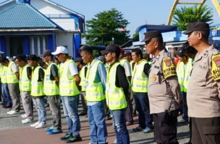 Satpol PP Pekanbaru Hadiri Pengukuhan dan Pelantikan Supeltas di Halaman RSDC Polda Riau