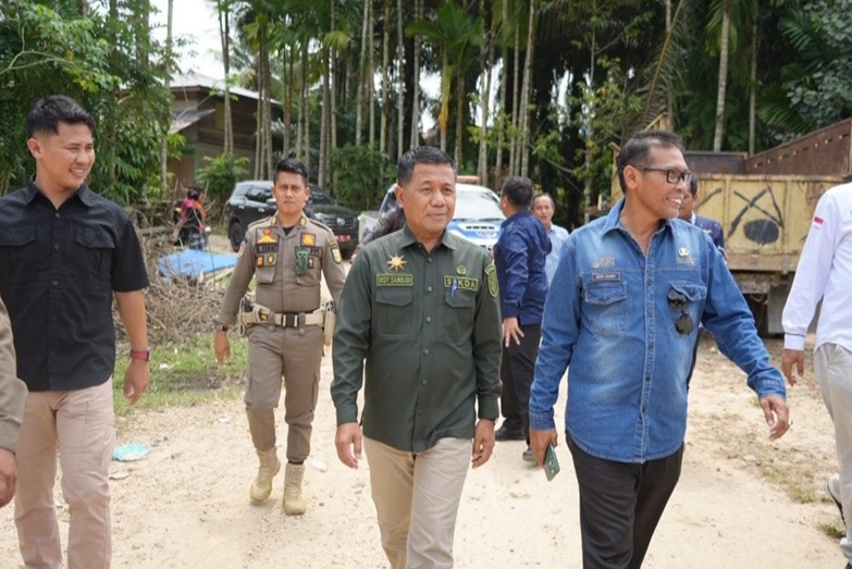 Sekdakb Kuansing Kunjungan ke Desa Pangkalan Indarung