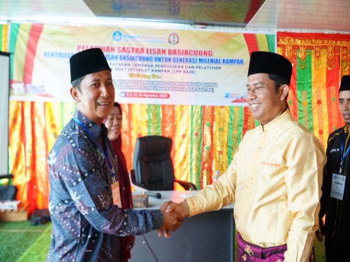 Pelantikan Sastra Lisan Basiacuong, LPP BAIK Perkuat Pelestarian Budaya Kampar