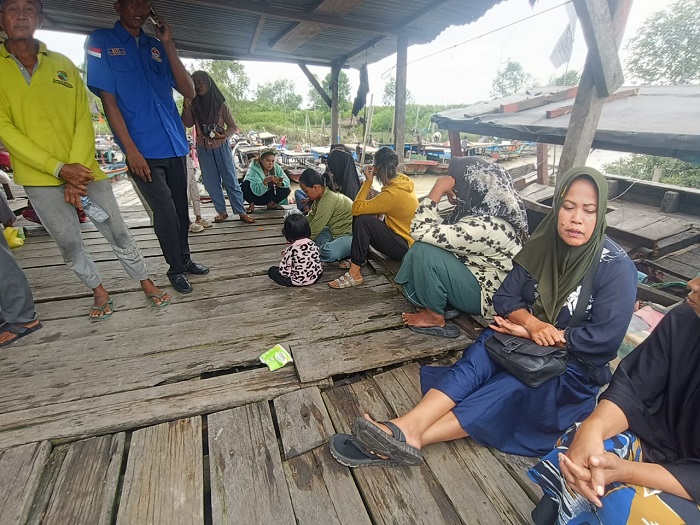Gelombang Tinggi,  Dua Kapal Nelayan Rohil Dikabarkan Hilang Kontak