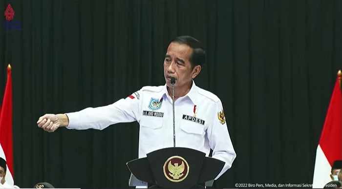 Suhu Politik Menghangat, Jokowi: Itu Biasa, Yang Penting...