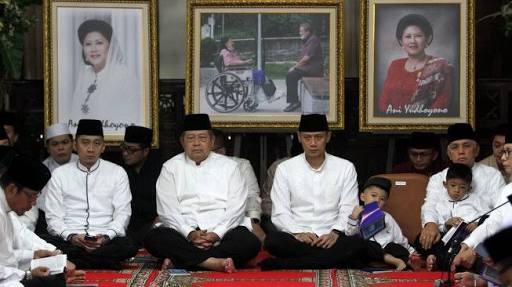 Tahlilan Hari ke-7 Bu Ani, SBY Tak Lagi Menangis, 'Suatu Saat Saya yang Dipanggil'