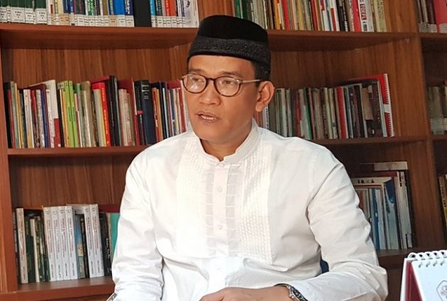 Refly Harun Sebut Jika MK Pertimbangkan Hal Ini, KH Ma’ruf Amin Bisa Bikin Jokowi Kandas