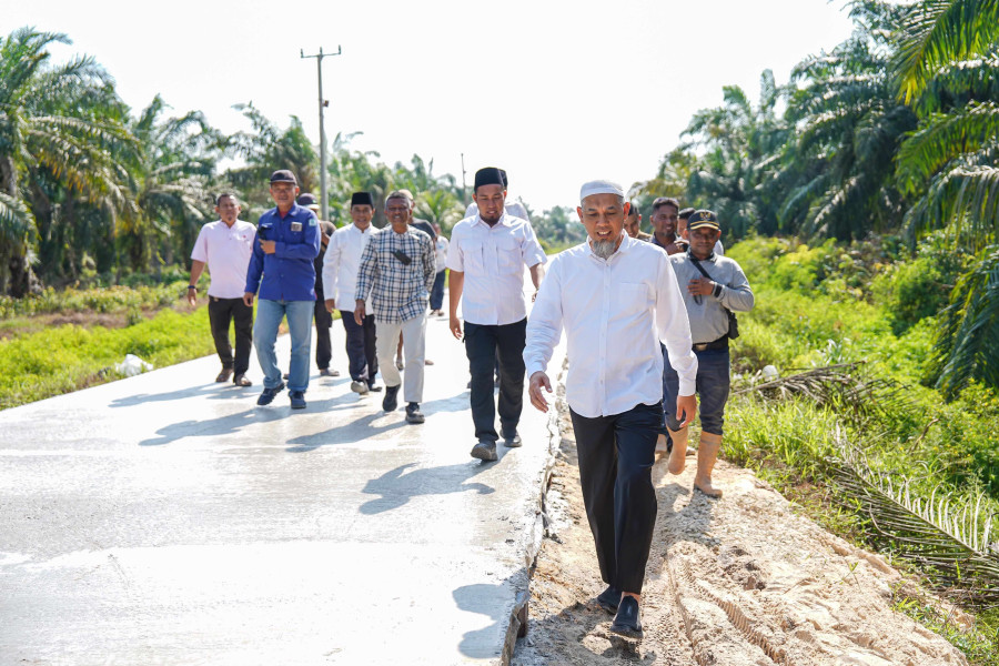 Pembangunan Jalan Basuro Kelurahan Batu Teritip Sepanjang 1,4 Kilometer Digesa