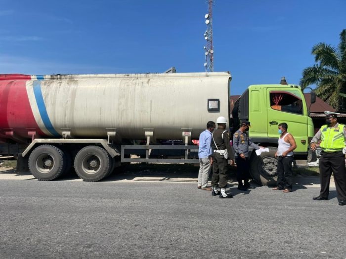 Dishub  dan Bagian Hukum Bahas Draf Perwako Larangan Truk Masuk Pusat Kota