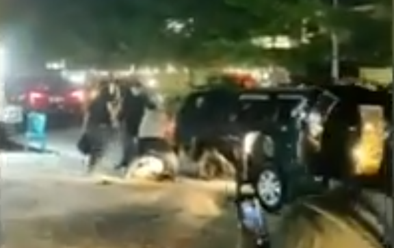 Lepas Tembakan dan Saling Tabrak, Polisi Sergap Kurir Sabu 16 Kilogram, Seorang Oknum Perwira Ikut Diamankan...