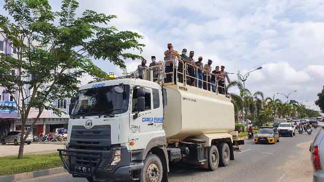 Cegah Penyebaran COVID-19, Ruas Jalan Pangkalan Kerinci Kembali Disemprot Disinfektan 
