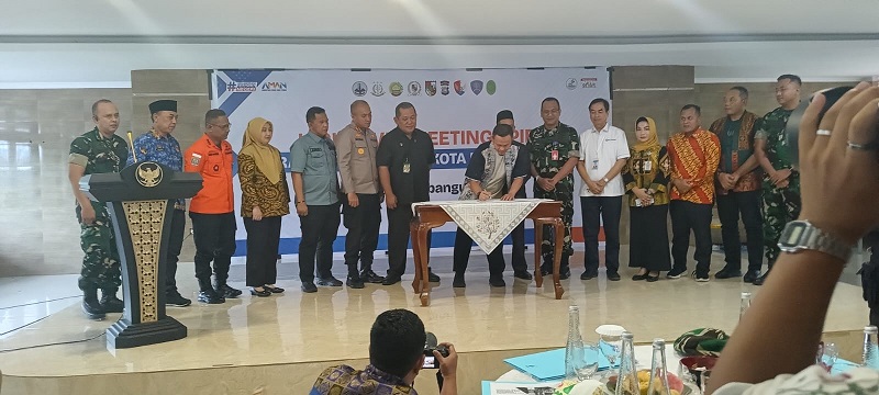 Wali Kota Pekanbaru Teken Surat Edaran Stok dan Harga Pangan Jelang Idul Adha