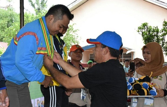Hari Ini, Bengkalis Sabet 5 Emas dari Cabang Angkat Besi