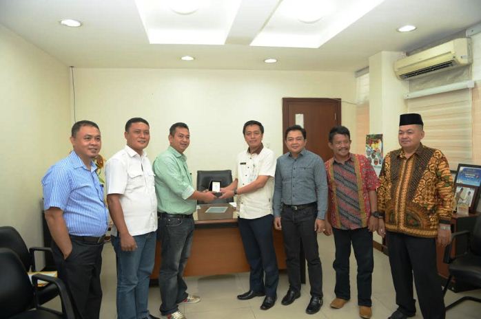 Komisi I DPRD Inhil Kunjungi Biro Humas Pemprov Riau