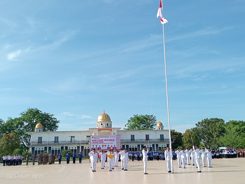 Wakil Bupati Rohil Pimpin Upacara Harlah Pancasila di Bagansiapiapi