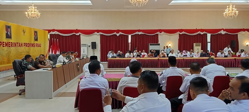 RAPAT TPID, BULOG: Stok Beras  di Riau Aman Sepanjang Tahun Ini