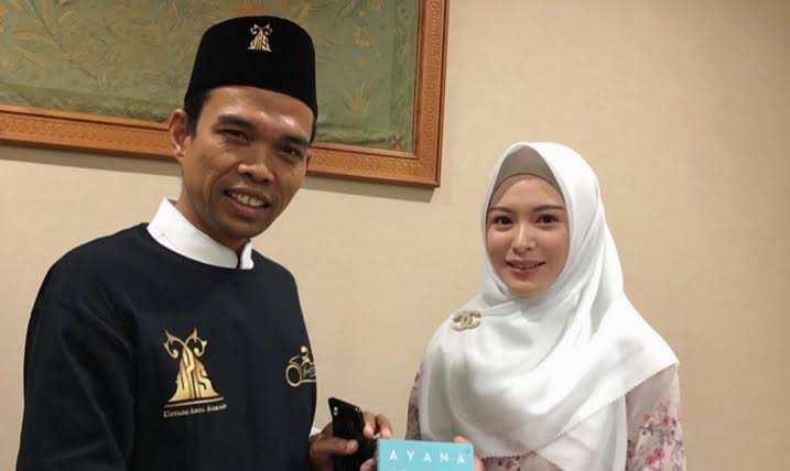 Wajah Ustadz Abdul Somad Seketika Memerah Saat Didoakan Refly Harun Berjodoh dengan Ayana Moon