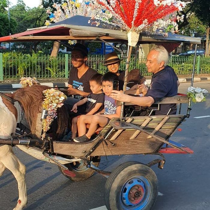 Meski Punya Kekayaan Mencapai Rp46 Miliar, Menteri Jokowi Ini Pilih Keliling Kota Naik Delman
