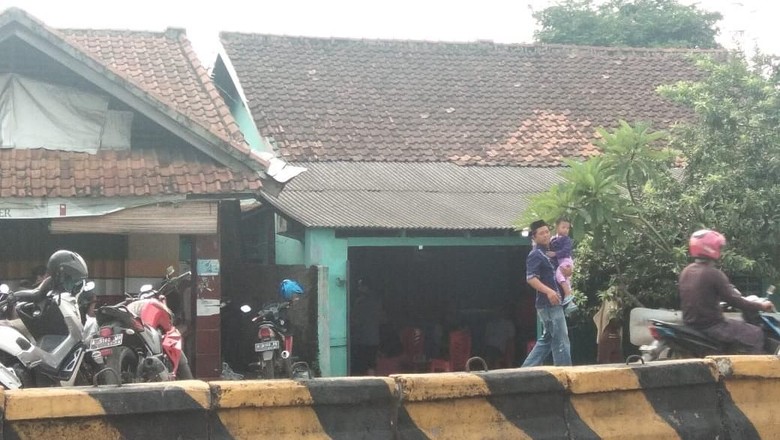 Bersimbah Darah, Suami Bunuh Istri dan Anak yang Masih Usia 40 Hari, Ngakunya Kesetrum Tapi Keluarga Tak Percaya