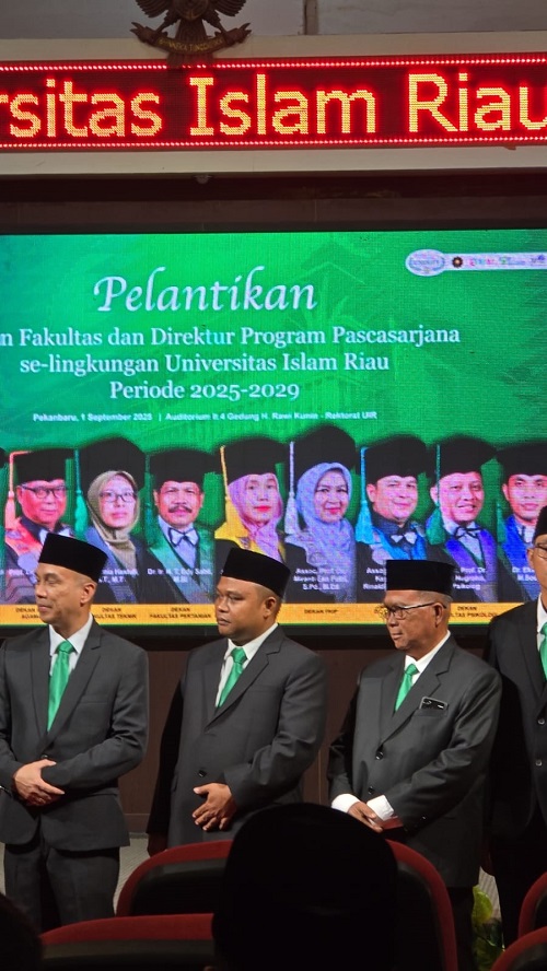 Assoc Prof Dr Rosyidi Hamzah Resmi Dilantik sebagai Dekan Fakultas Hukum UIR