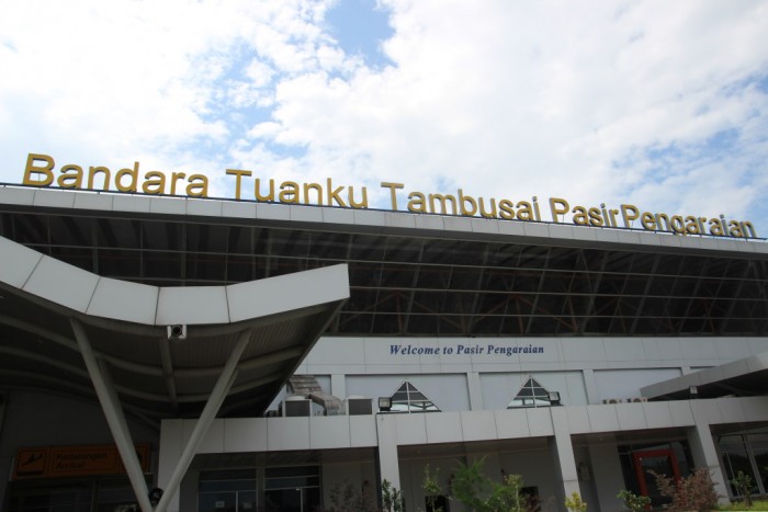 Gawat, Bandara Tuanku Tambusai Bakal Dijadikan Lokasi Perang Trisula, Bupati Bilang Begini...