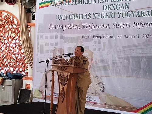 Pemkab Rohul Tekan MoU Dengan UNY