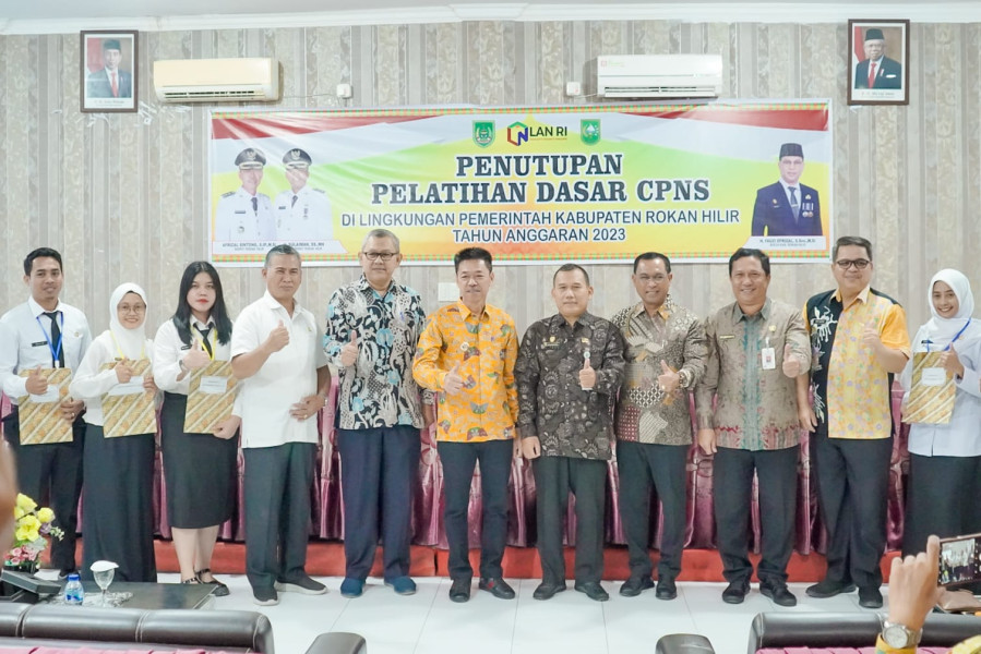 Diikuti 80 Peserta, Bupati Rohil Resmi Tutup Pelatihan Dasar CPNS