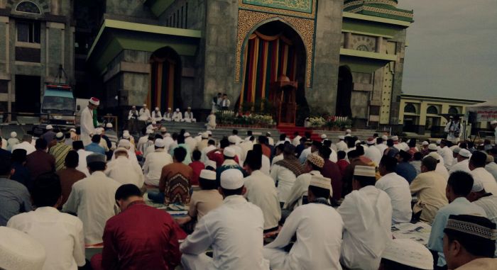 Gubri dan Kapolda Riau Shalat Ied di Masjid Raya An-Nur, Ini Pesannya