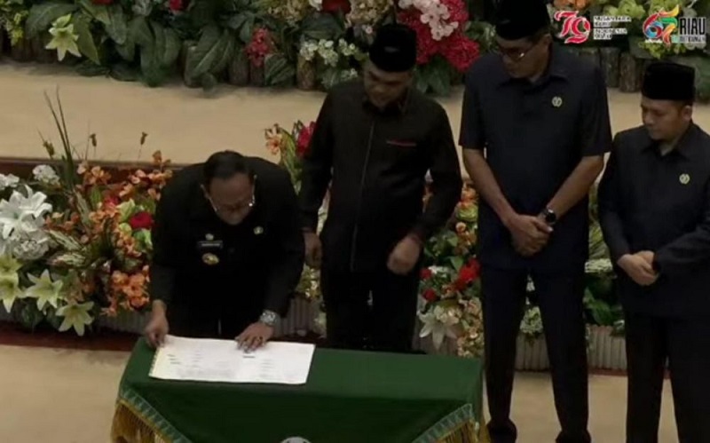 SAH, APBD Riau Tahun 2025 Sebesar Rp9,2 Triliun