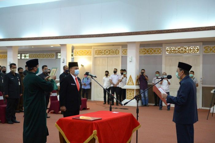 Gubri Lantik Sigit Juli Hendriawan Sebagai Kepala Inspektorat Riau