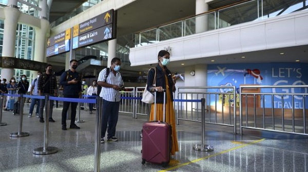 Pemerintah Berlakukan Pembatasan,  Pintu Masuk Perjalanan Luar Negeri Diperketat, Ini Rinciannya...