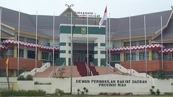 Kursi Ketua DPRD Riau 6 Bulan Kosong, Dewan Sudah Surati DPD Golkar