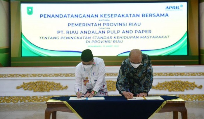 Tingkat Standar Kehidupan Masyarakat,   Gubernur Riau dan Direksi  PT RAPP Teken MoU