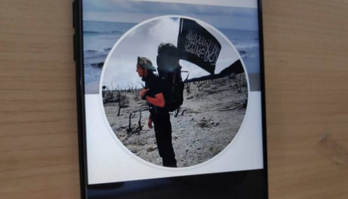 Heboh! Taruna Akmil TNI Blasteran Prancis Bawa Bendera Tauhid, Menhan: Bila Khilafah, Berhentikan