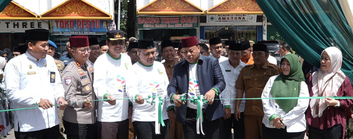 Bupati Suhardiman Amby: Santri Harus Jadi Pelopor Peradaban dan Keteladanan Bangsa