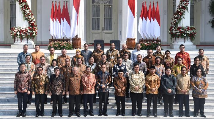 Menhub Positif Corona, FPI: Jokowi dan Menteri Mesti Dikarantina di Pulau Terpencil!