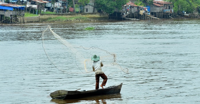Nelayan di Siak Mengeluh Hasil Tangkapan Berkurang, Katanya Gara-gara Ini...
