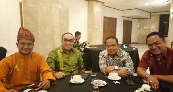 Irvan Ajak Gubernur Riau Berikan Kesempatan Bagi yang Muda untuk Bangun Provinsi Riau