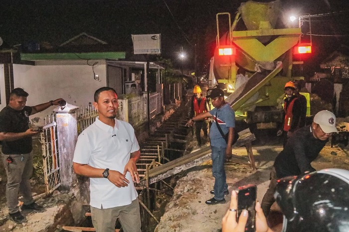 Atasi Banjir, Pemko Pekanbaru Gesa Pembangunan Drainase di Jalan Embun Pagi