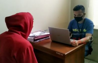 Ngaku Dituduh Mencuri Hape, Pria Injak Alquran Minta Maaf, 'Menyesal Pak, Saya Juga Tobat Pak'