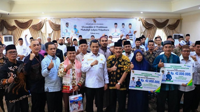 Pj Wali Kota Pekanbaru Ajak Mubaligh Ikut Sampaikan Program Pemko yang Menyentuh Masyarakat