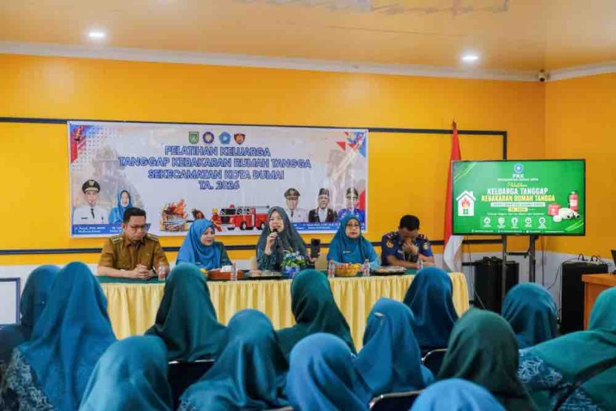 Ketua TP PKK Dumai Buka Pelatihan Keluarga Tanggap Kebakaran Rumah Tangga