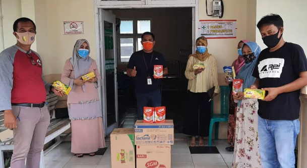 PT. RAPP Salurkan Bantuan Gizi Balita di Puskesmas Singingi Hilir
