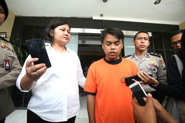 Hobi Nonton Bokep, Bujang Lapuk Ini Cabuli 2 Keponakan 25 Kali, Tutup Mulut Korban Pakai Uang Jajan