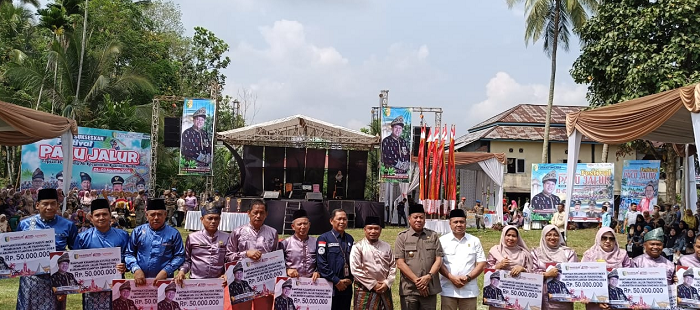 Festival Pacu Jalur Tepian H. Saidina Ali Kuantan Mudik Dijanjikan Bonus 10 Juta