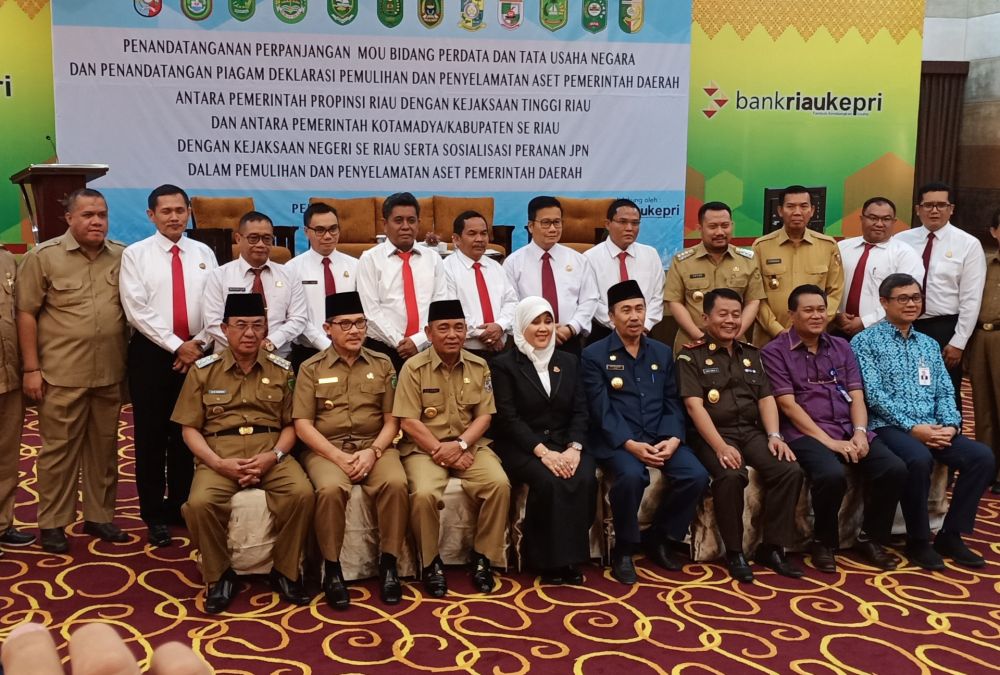 Pemprov & Kajati  Tandatangani MoU Perpanjangan Datun Deklarasi Penyelamatan Aset