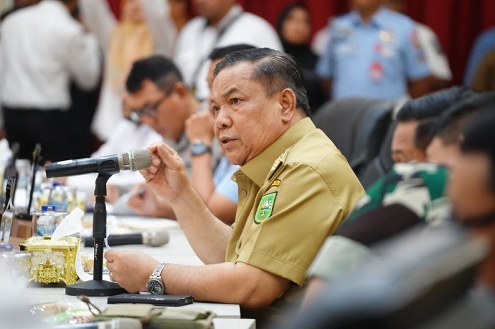 Gubernur SF Hariyanto Minta Seluruh  Kepala Daerah Alokasikan Dana BTT untuk Kebencanaan