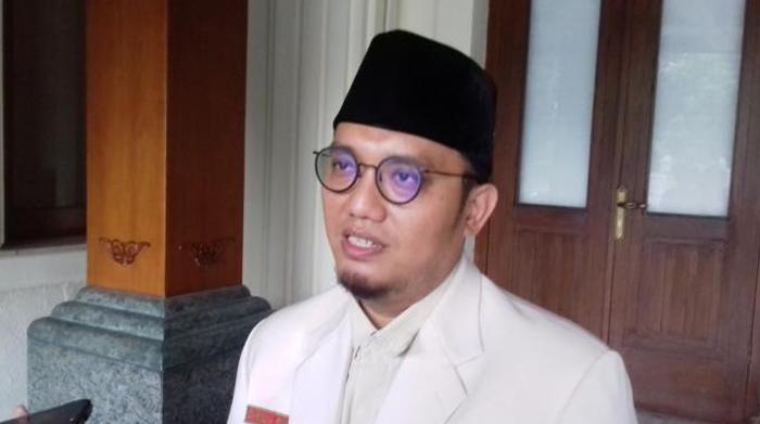 Sebut China dan Bukan Arab Saudi yang Bantu Indonesia Atasi Corona, Dahnil Tegur Denny Siregar, 'Mending Diam, Jangan Sok Tahu'