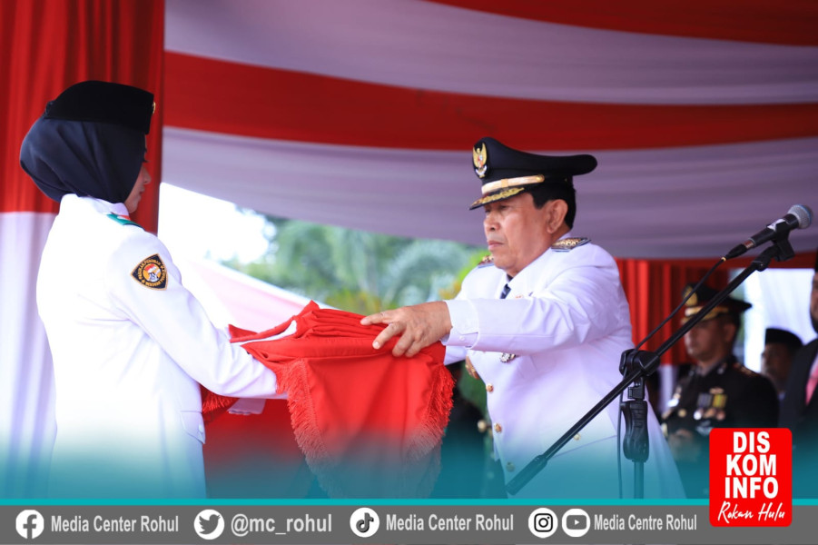 Upacara HUT RI Ke 79 Tingkat Kab.Rohul, Bupati Sukiman Ajak Generasi Muda Jaga Persatuan