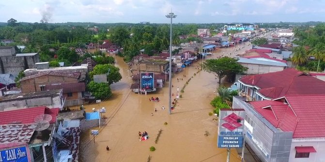 Banjir Landa Sejumlah Kecamatan di Rokan Hulu