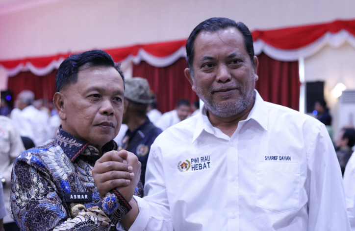 Hadiri Pelatikan Pengurus PWI Riau, Plt Bupati Asmar Ucapkan Tahniah