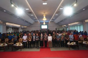 UIR Gelar Kuliah Umum Peluang Kerja Luar Negeri dan Migrasi Aman Bersama Menteri P2MI