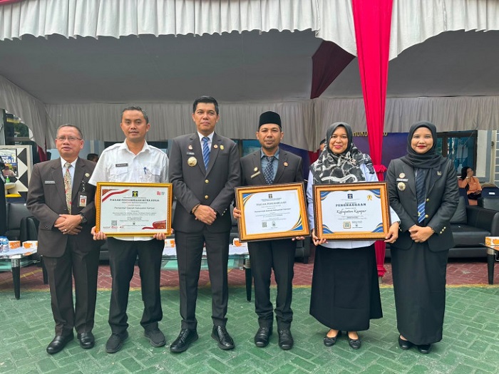 Pemkab Kampar Raih Tiga Penghargaan Bidang Reformasi Hukum dan JDIH